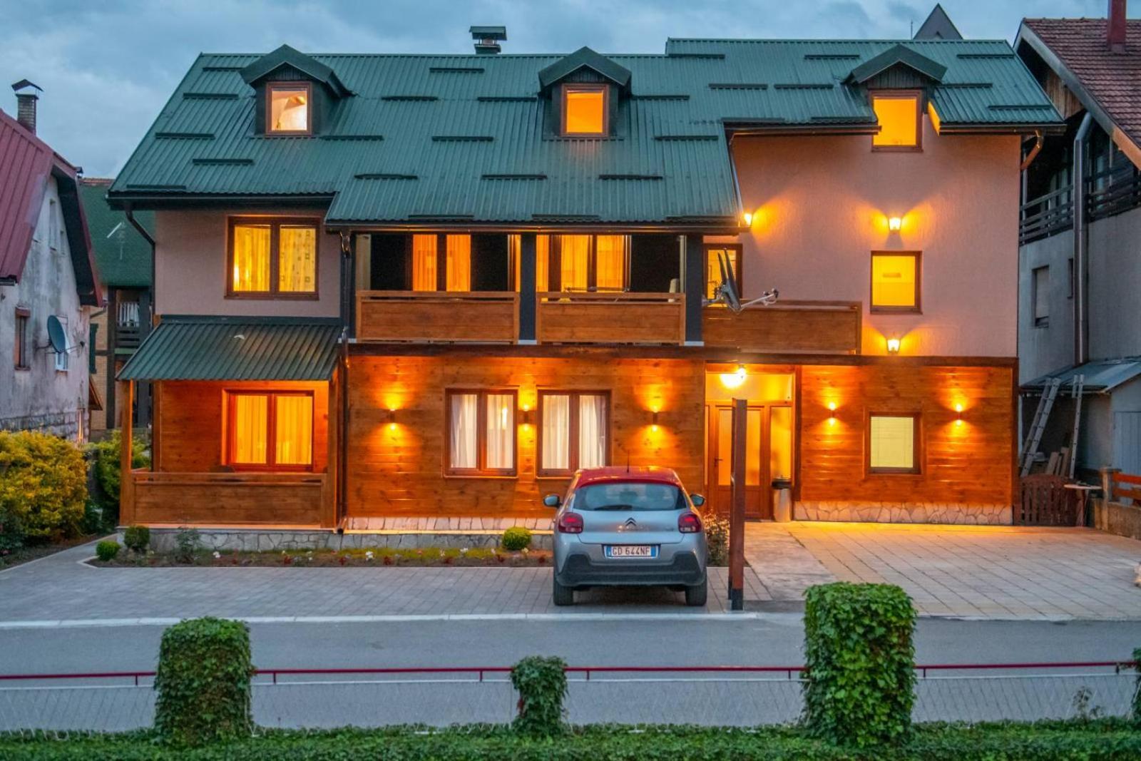 Guesthouse Sandra Kolasin Bagian luar foto