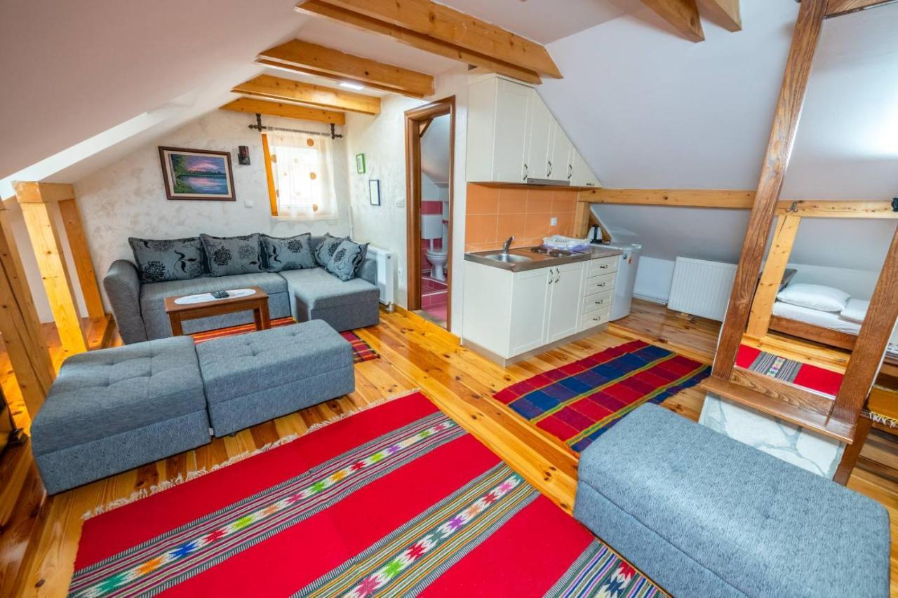 Guesthouse Sandra Kolasin Bagian luar foto