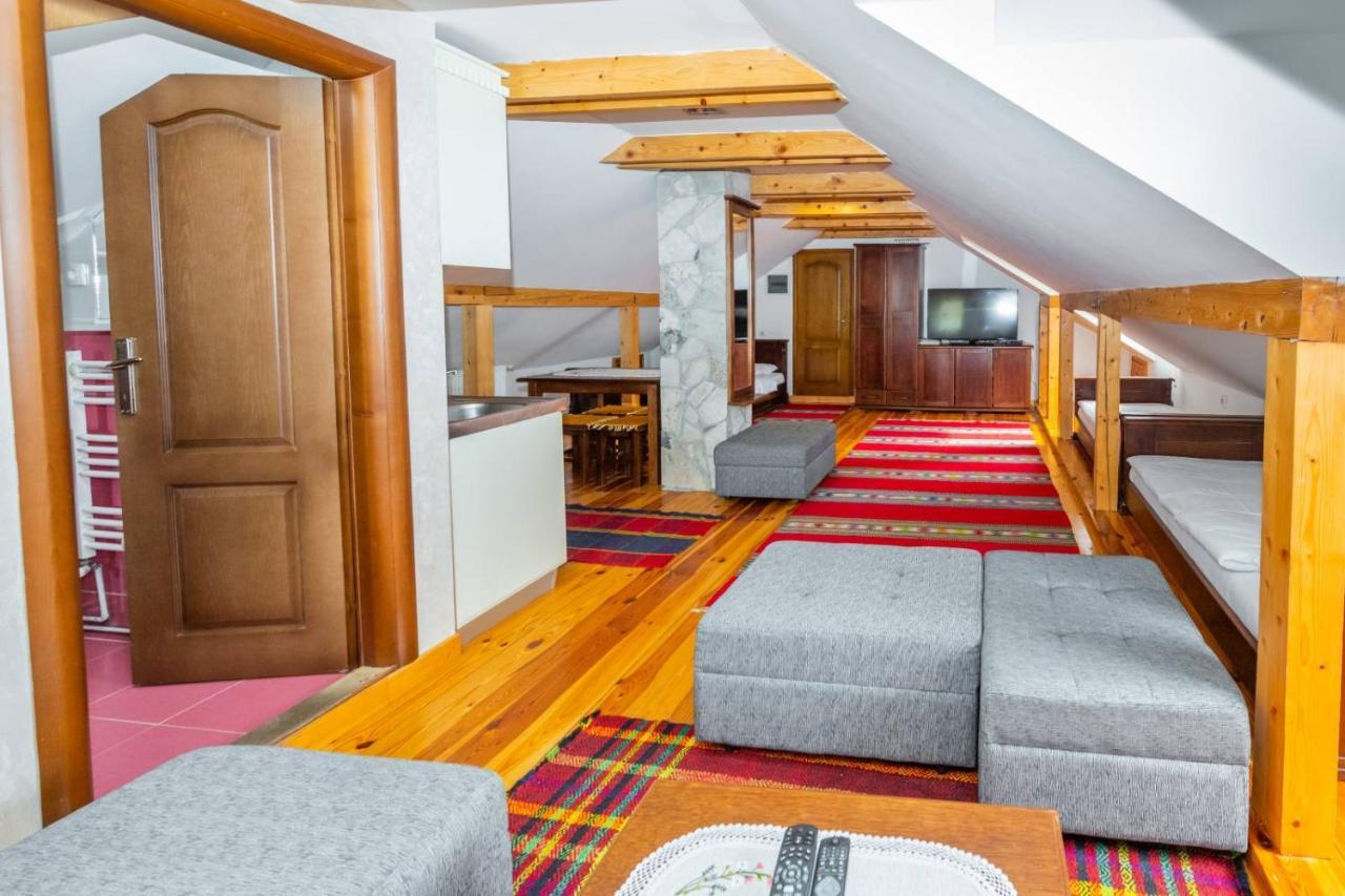 Guesthouse Sandra Kolasin Bagian luar foto