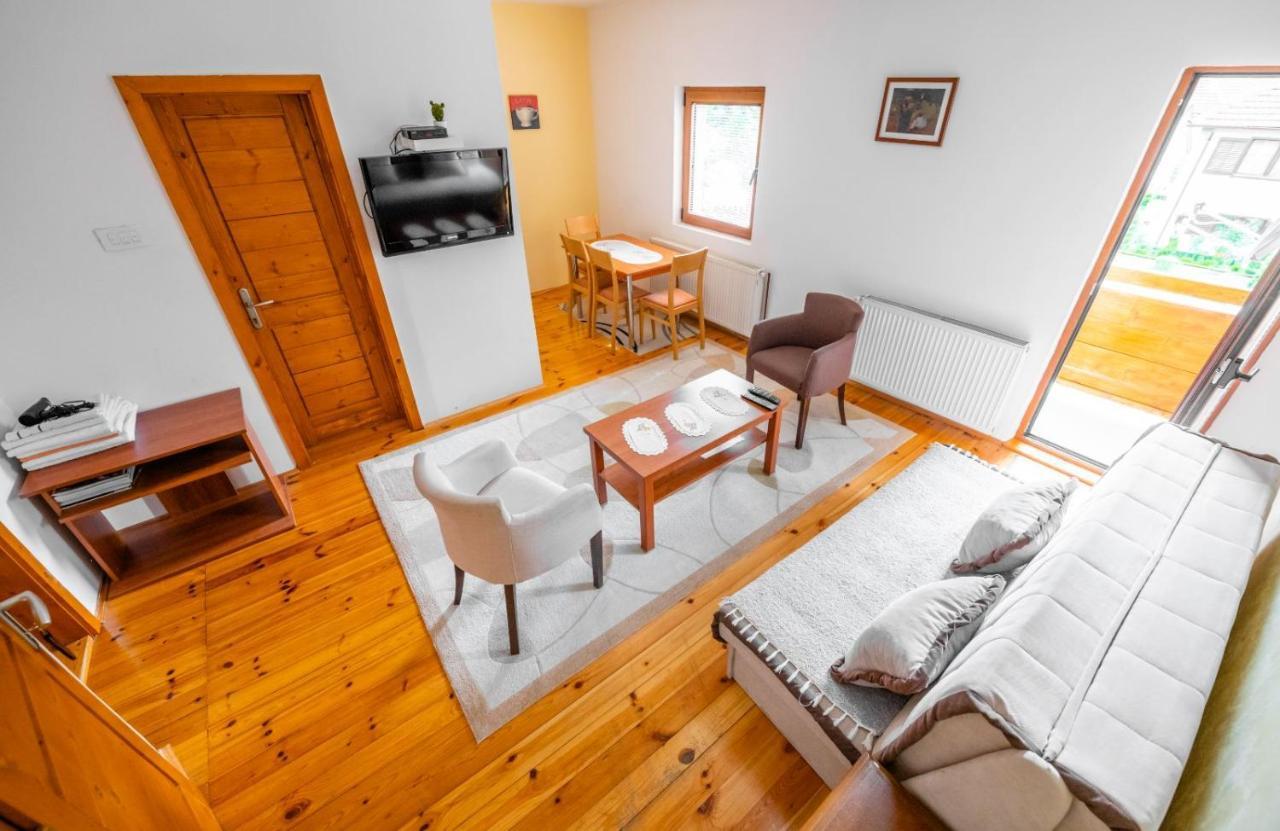 Guesthouse Sandra Kolasin Bagian luar foto
