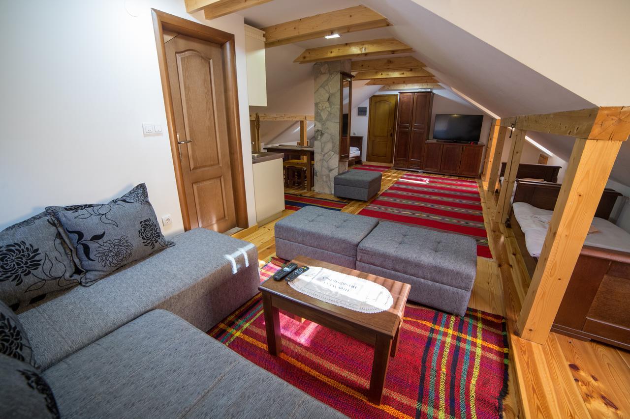 Guesthouse Sandra Kolasin Bagian luar foto